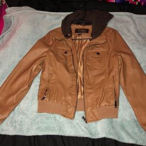 Cute tan leather jacket!